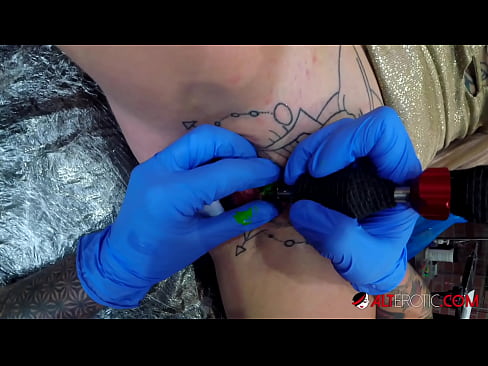 ❤️ Sully Savage, moi tatuada, tatuouse no clítoris Porno duro na pornografía gl.sitevox.top ❤