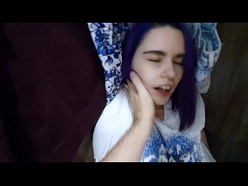 ❤️ Atopo a miña irmá no armario e axudouna a correrse Porno duro na pornografía gl.sitevox.top ❤